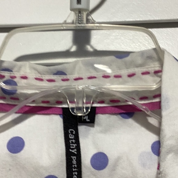 Woman's top - Picture 2 of 3